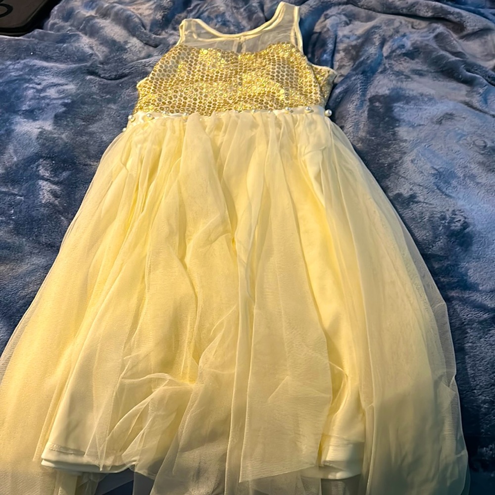 Kids sure us golden beige color size 12 with pearls